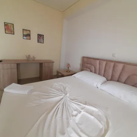 Sea View Luxury Palase 아파트 Dhërmi