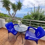 Sea View Luxury Palase *