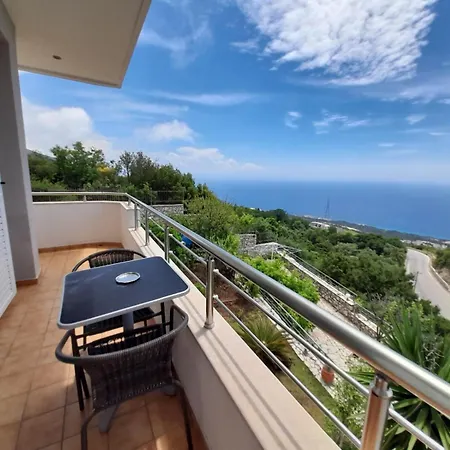Sea View Luxury Palase Apartmán Dhërmi