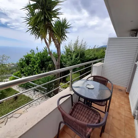 Sea View Luxury Palase Apartmán Dhërmi
