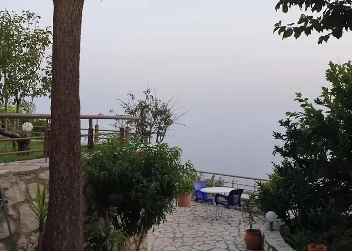 Sea View Luxury Palase Apartament *